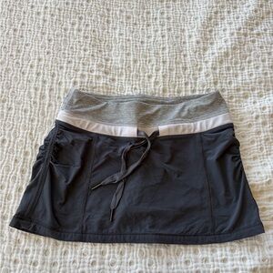 lululemon athletica Black and Gray Mini Skirt with Drawstring